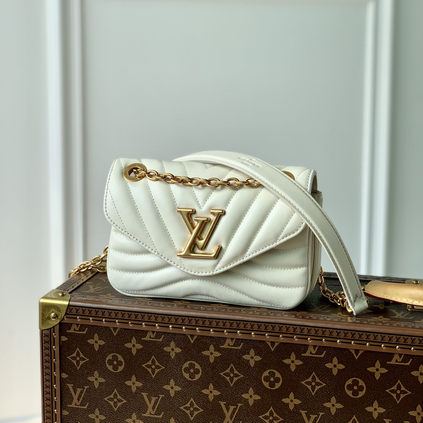 LV Satchel bags - Click Image to Close